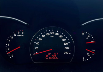 Подержанный автомобиль Kia Sorento 2015 года (7 фото)