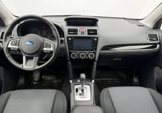 Подержанный автомобиль Subaru Forester Suv 2017 года (9 фото)