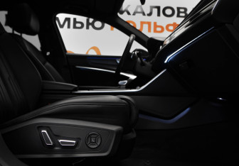 Подержанный автомобиль Audi A6 Sedan 2018 года (30 фото)