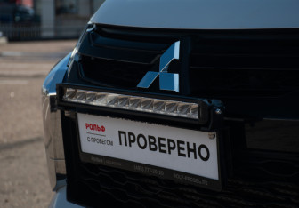 Подержанный автомобиль Mitsubishi L200 2023 года (24 фото)