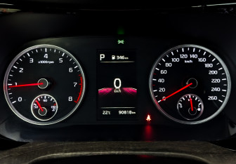 Подержанный автомобиль Kia K5 2020 года (13 фото)