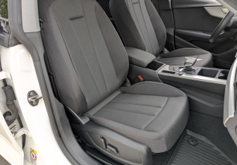 Подержанный автомобиль Audi A5 Liftback 2021 года (23 фото)