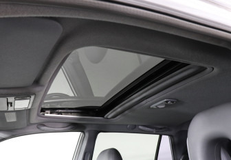 Подержанный автомобиль Toyota RAV4 2001 года (9 фото)