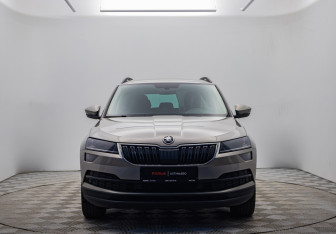 Подержанный автомобиль Skoda Karoq 2020 года (2 фото)