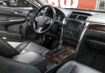 Подержанный автомобиль Toyota Camry Sedan 2014 года (11 фото)