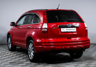 Подержанный автомобиль Honda CR-V 2011 года (7 фото)