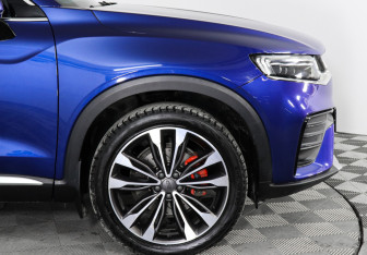 Подержанный автомобиль Geely Tugella 2022 года (19 фото)