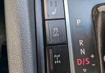 Подержанный автомобиль Volkswagen Amarok 2013 года (12 фото)