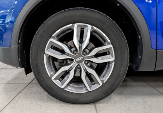 Подержанный автомобиль Chery Tiggo 4 2022 года (18 фото)