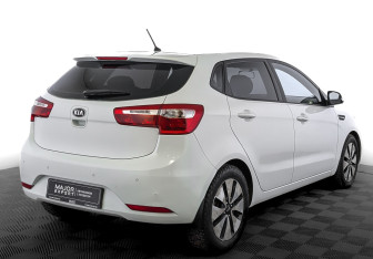 Подержанный автомобиль Kia Rio Hatchback 2014 года (5 фото)