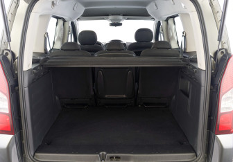 Подержанный автомобиль Citroen Berlingo 2021 года (10 фото)