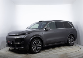 Подержанный автомобиль LiXiang L9 2023 года (1 фото)