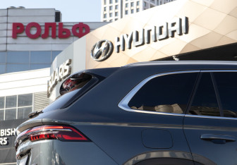 Подержанный автомобиль Geely Monjaro 2023 года (32 фото)