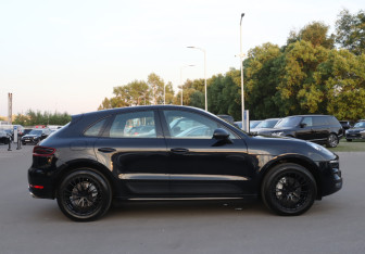 Подержанный автомобиль Porsche Macan 2015 года (4 фото)