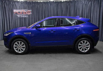 Подержанный автомобиль Jaguar E-Pace 2018 года (8 фото)