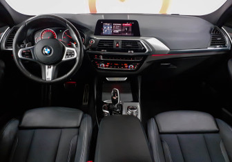 Подержанный автомобиль BMW X4 2019 года (8 фото)