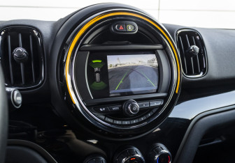 Подержанный автомобиль MINI Countryman 2020 года (19 фото)