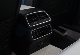 Подержанный автомобиль Audi A7 2019 года (15 фото)