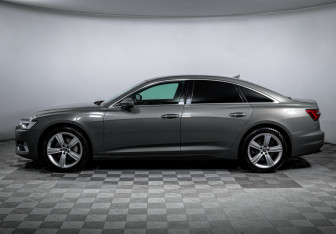 Подержанный автомобиль Audi A6 Sedan 2021 года (8 фото)