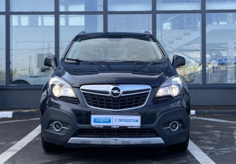 Подержанный автомобиль Opel Mokka 2014 года (2 фото)