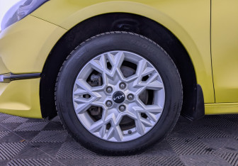 Подержанный автомобиль Kia Ceed Wagon 2021 года (13 фото)