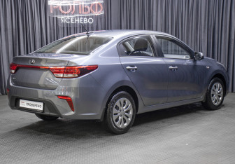 Подержанный автомобиль Kia Rio Sedan 2017 года (5 фото)