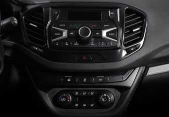 Подержанный автомобиль LADA (ВАЗ) Vesta Sedan 2019 года (8 фото)