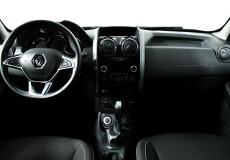 Подержанный автомобиль Renault Duster 2020 года (9 фото)