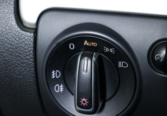 Подержанный автомобиль Volkswagen Golf Hatchback 2009 года (13 фото)