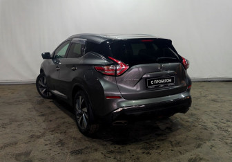 Подержанный автомобиль Nissan Murano Suv 2018 года (5 фото)