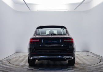 Подержанный автомобиль Mercedes-Benz GLC Coupe 2015 года (6 фото)