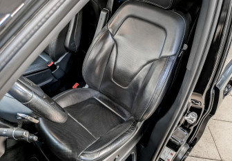 Подержанный автомобиль Mercedes-Benz Vito 2019 года (20 фото)