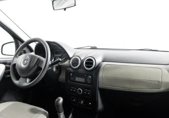 Подержанный автомобиль LADA (ВАЗ) Largus Wagon 2016 года (5 фото)