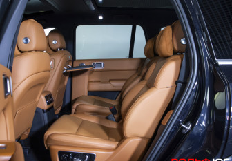 Подержанный автомобиль LiXiang L9 2023 года (10 фото)