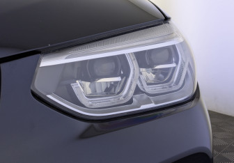 Подержанный автомобиль BMW X4 2021 года (11 фото)