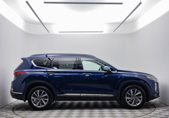 Подержанный автомобиль Hyundai Santa Fe 2019 года (4 фото)