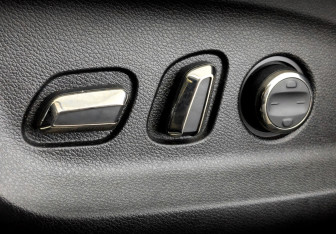 Подержанный автомобиль Exeed TXL 2022 года (21 фото)