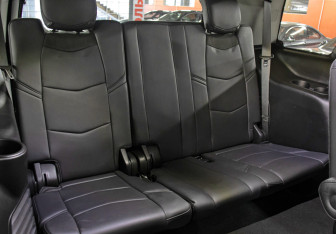 Подержанный автомобиль Cadillac Escalade Suv 2019 года (21 фото)