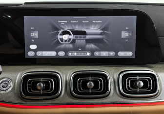 Подержанный автомобиль Jaecoo J8 2024 года (20 фото)