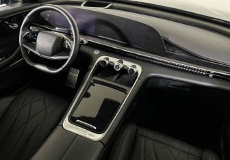 Подержанный автомобиль Exeed RX 2023 года (9 фото)