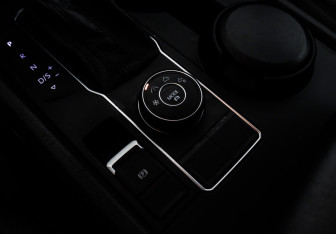 Подержанный автомобиль Volkswagen Teramont 2018 года (20 фото)