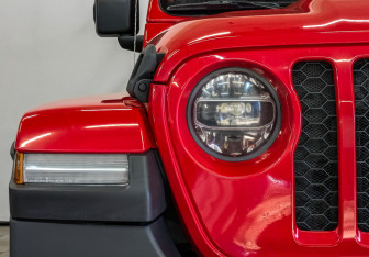 Подержанный автомобиль Jeep Wrangler 2021 года (17 фото)