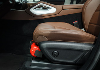 Подержанный автомобиль Mercedes-Benz GLE 2025 года (31 фото)