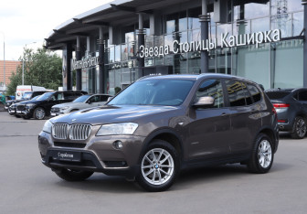 Подержанный автомобиль BMW X3 2014 года (21 фото)
