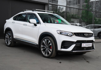 Подержанный автомобиль Geely Tugella 2022 года (3 фото)