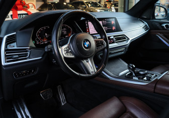 Подержанный автомобиль BMW X7 2019 года (15 фото)
