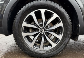 Подержанный автомобиль Renault Arkana 2019 года (9 фото)