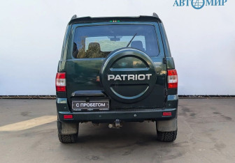 Подержанный автомобиль УАЗ Patriot 2015 года (6 фото)