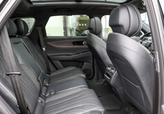Подержанный автомобиль Jaecoo J8 2024 года (12 фото)