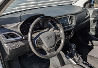 Подержанный автомобиль Hyundai Solaris Sedan 2019 года (15 фото)